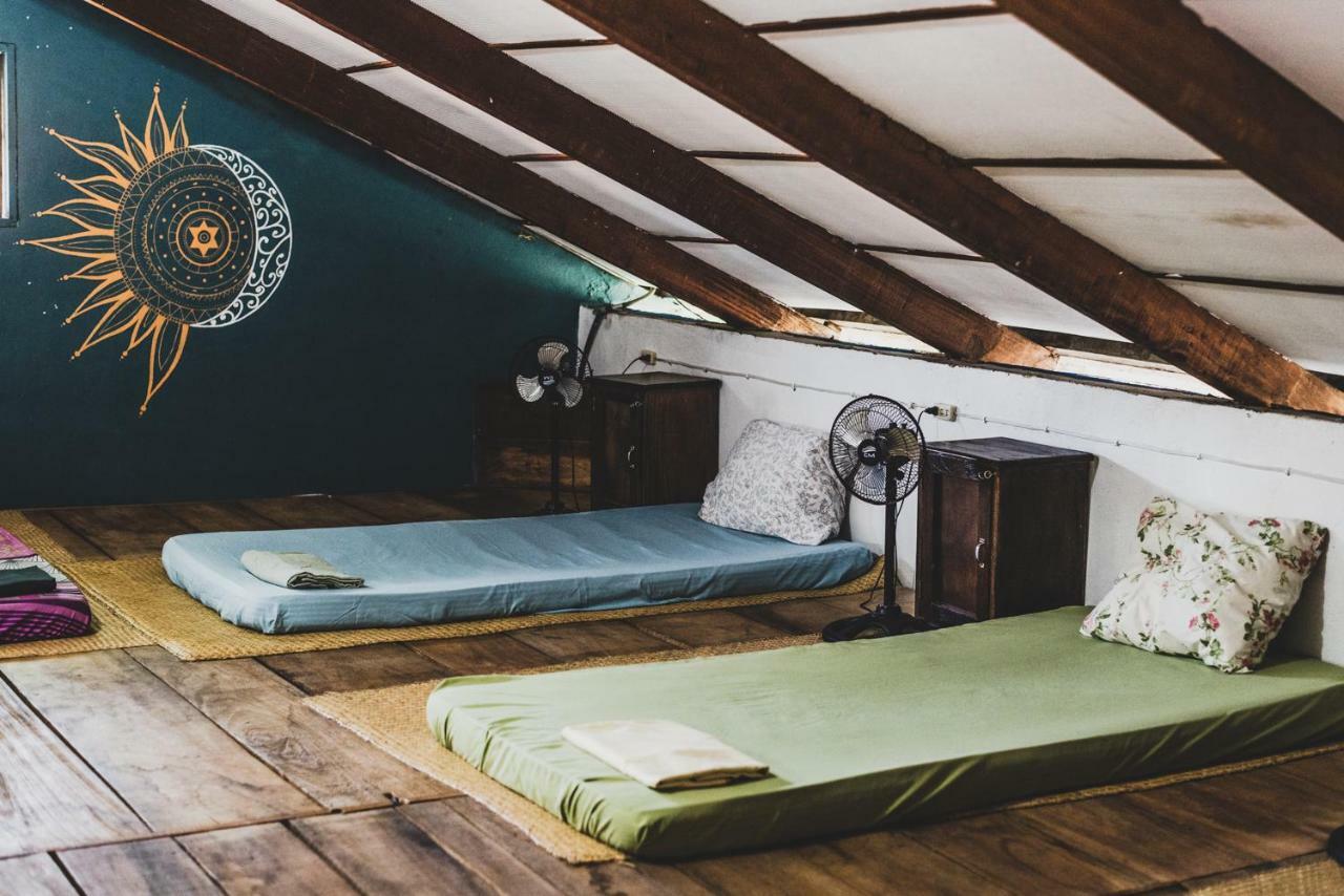 Ciao Cacao Hostel & Vegan Cafe Флорес Екстериор снимка