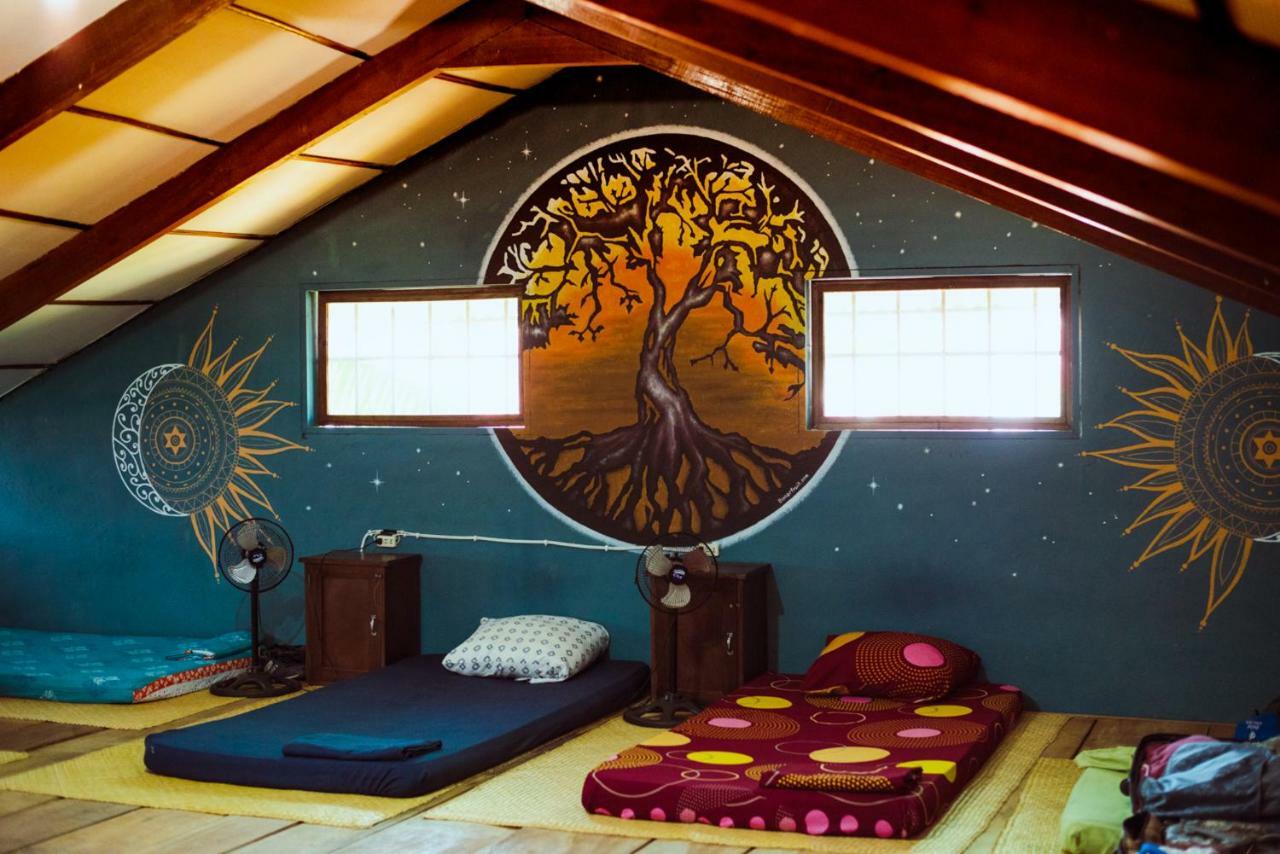 Ciao Cacao Hostel & Vegan Cafe Флорес Екстериор снимка